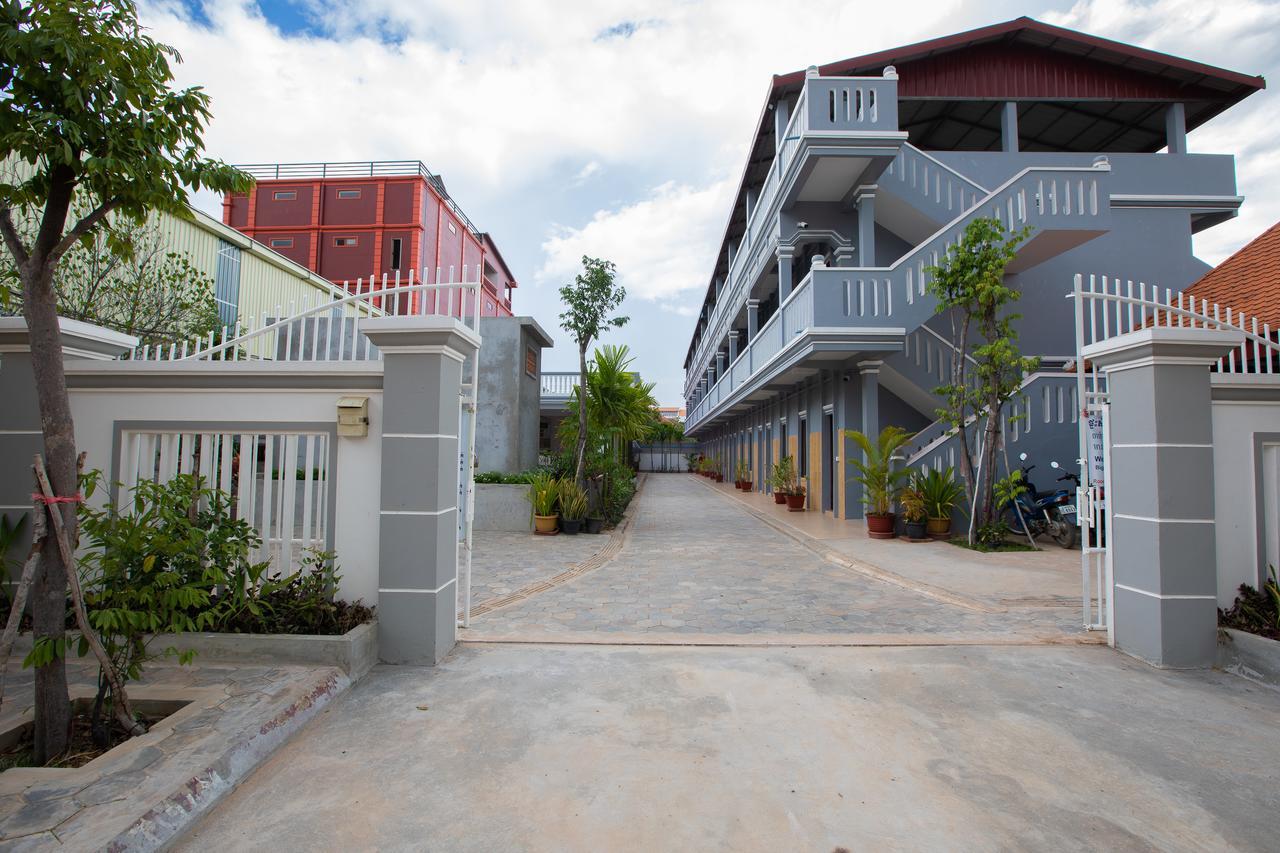 Botoum Hostel Siem Reap Exteriör bild