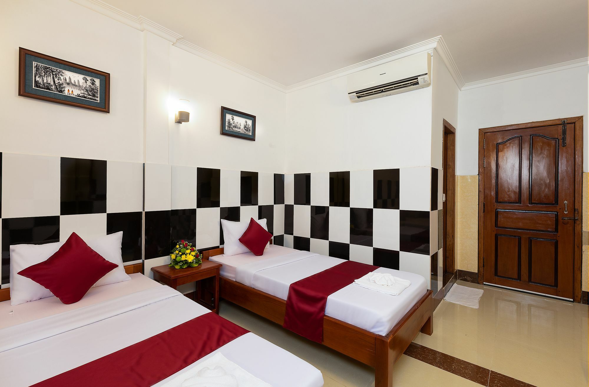 Botoum Hostel Siem Reap Exteriör bild